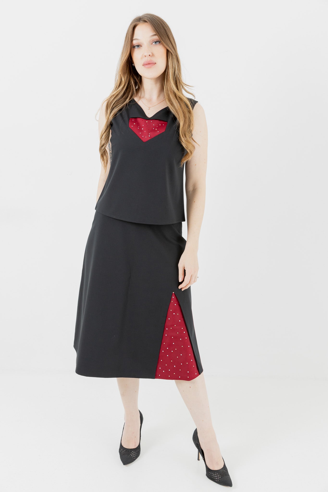 Sleeveless Top With Crystals